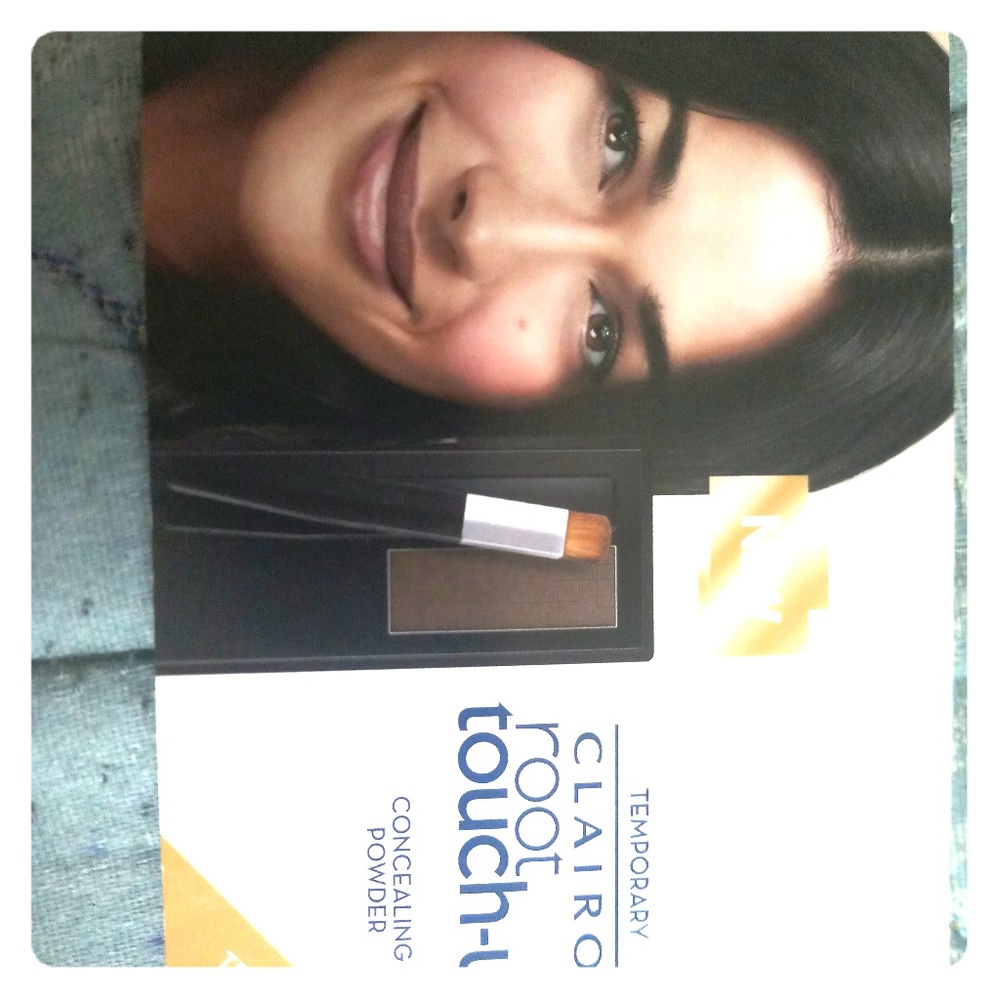 Clairol root touch up concealing powder